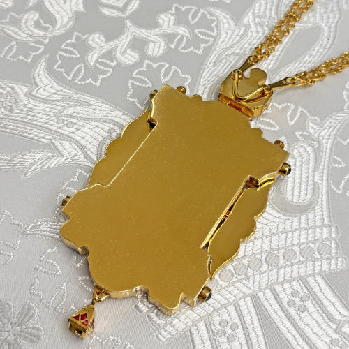 2.7.2708лп-18/155лп-М Панагия латунная с красными камнями в позолоте фото 3 2.7.2708лп-18/155лп-М Панагия латунная с красными камнями в позолоте фото 3