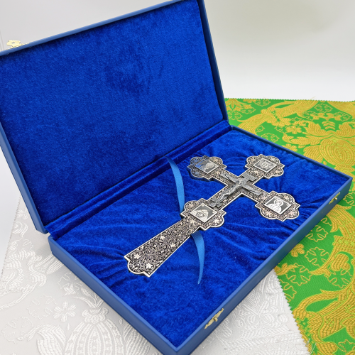 2.7.3045лэ Крест напрестольный латунный с эмалью фото 7