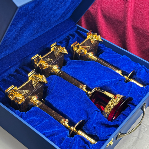 2.7.2664лпч-К Набор напрестольный - лампада и подсвечники в позолоте с акриловыми ножками фото 5