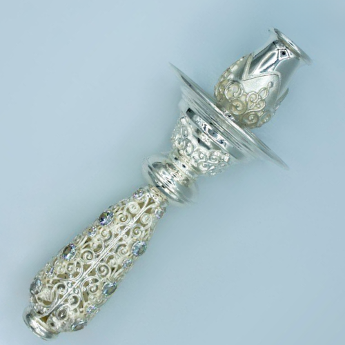 2.7.0742л Подсвечник ручной латунный со вставками 2.7.0742л Подсвечник ручной латунный со вставками