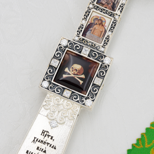 2.7.1108лр Крест напрестольный латунный с белыми камнями в серебрении фото 7