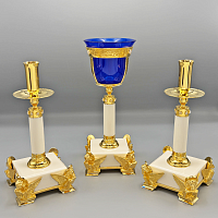 2.7.2664лпч-К Набор напрестольный - лампада и подсвечники в позолоте с акриловыми ножками