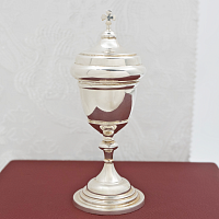 2.7.1535л Потир малый в серебрении с крышкой объёмом 0,1 л