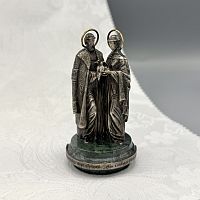 2.13.0168л-6 Настольная скульптура Пётр и Феврония латунная на подставке из мрамора 