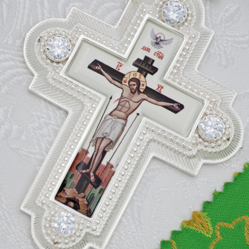 2.10.0249л-2/1л Крест латунный с белыми камнями в серебрении фото 6 2.10.0249л-2/1л Крест латунный с белыми камнями в серебрении фото 6