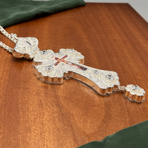 2.10.0564л-2/1л Наперсный крест в серебрении фото 2 2.10.0564л-2/1л Наперсный крест в серебрении фото 2