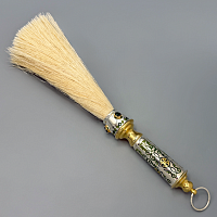 2.7.0130лф Кропило Архиерейское с зелеными камнями и эмалью в серебрении и фрагментарной позолоте