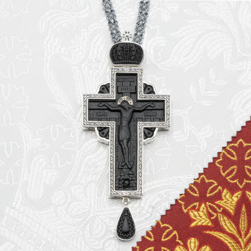 2.10.0252лр-13/63лр Крест наперсный с деревянным Распятием