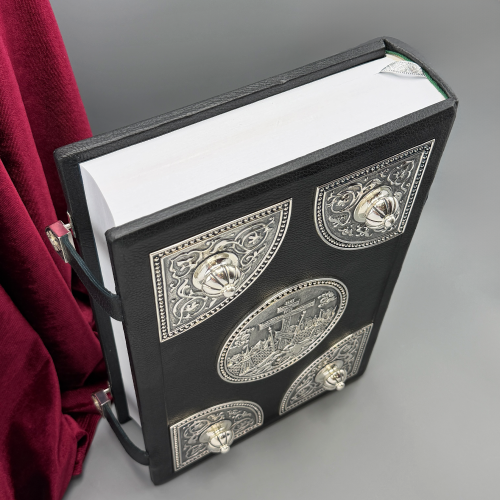 7.7.2228лр Евангелие с патинированием в серебрении фото 14 7.7.2228лр Евангелие с патинированием в серебрении фото 14