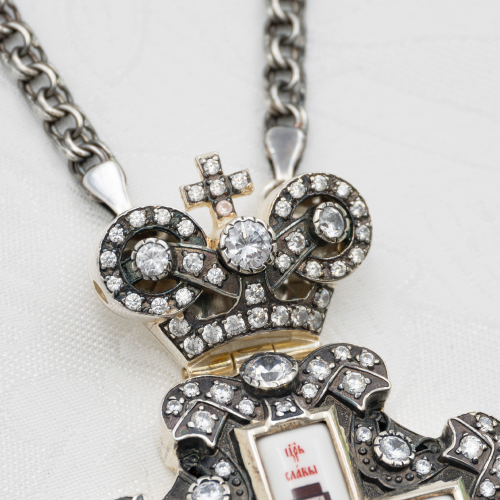 2.10.0487лр-2/1л Крест наперсный латунный с белыми камнями в серебрении фото 5 2.10.0487лр-2/1л Крест наперсный латунный с белыми камнями в серебрении фото 5