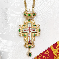 2.10.0487лп-2/1лп Крест наперсный латунный с зеленными камнями в позолоте