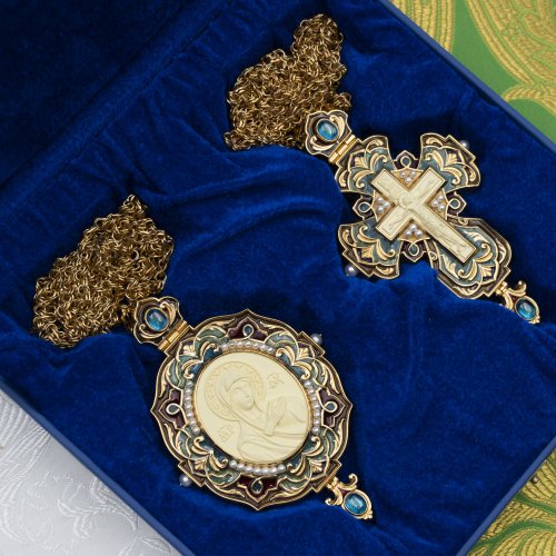 2.7.2620лп-11/1лп-К-М Архиерейский наперсный комплект в позолоте фото 14 2.7.2620лп-11/1лп-К-М Архиерейский наперсный комплект в позолоте фото 14