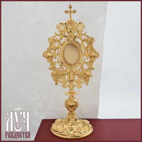 2.7.1889лп Мощевик латунный на ножке в позолоте 2.7.1889лп Мощевик латунный на ножке в позолоте