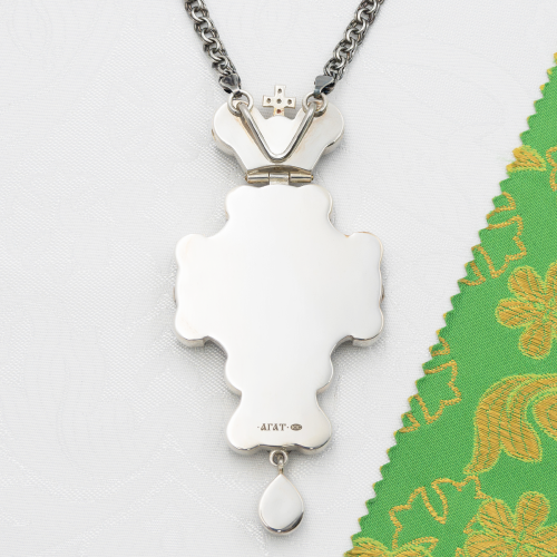 2.10.0487лр-2/1л Крест наперсный латунный с белыми камнями в серебрении фото 3 2.10.0487лр-2/1л Крест наперсный латунный с белыми камнями в серебрении фото 3