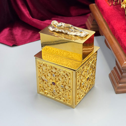 2.7.1515лп-К фото 15 2.7.1515лп-К Дарохранительница латунная с красными камнями в позолоте купить фото 15